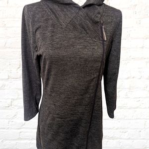 Mondetta Women's 3/4 Length Zip Up  Hoodie in Gray. Size Small.